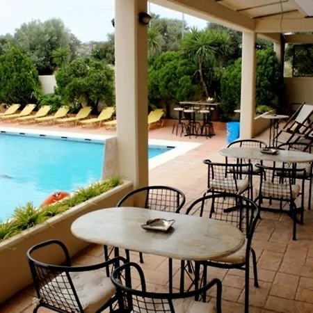 Mike's House Hotel