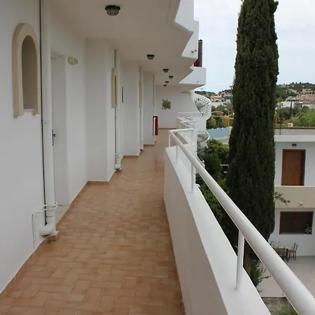 Mike's House Hotel
