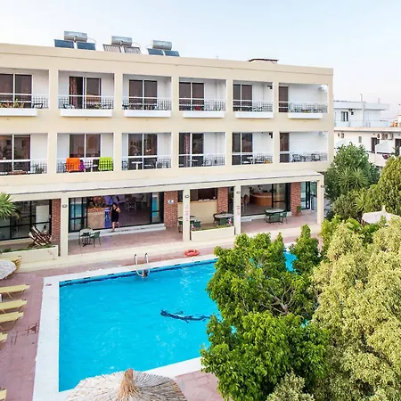 Mike's House Hotel